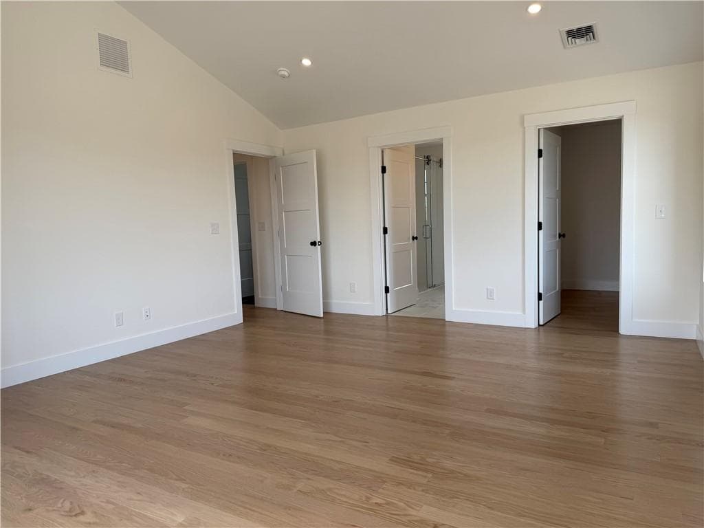 27 Massasoit Avenue photo 12