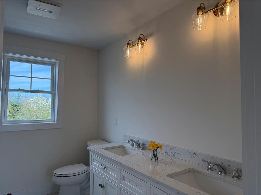27 Massasoit Avenue photo 14