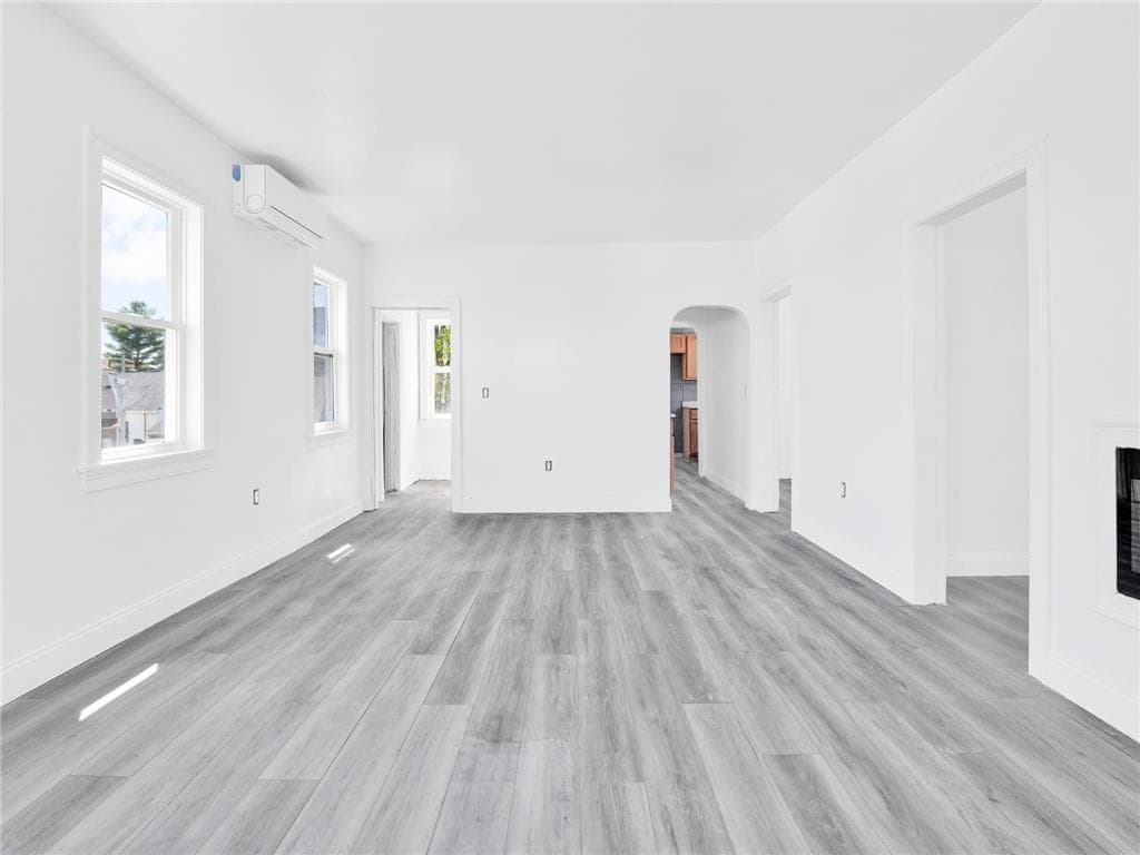 Multi Family at 6 Shafter Street, Providence, photo 6 of 19