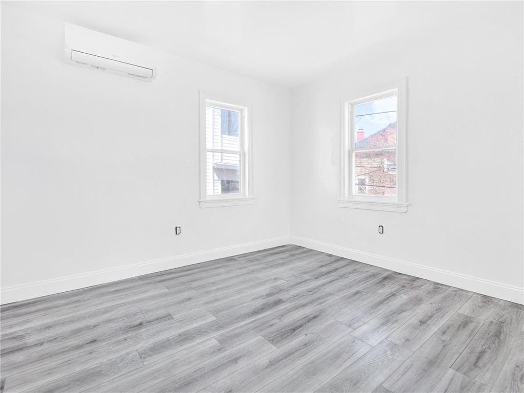 Multi Family at 6 Shafter Street, Providence, photo 13 of 19