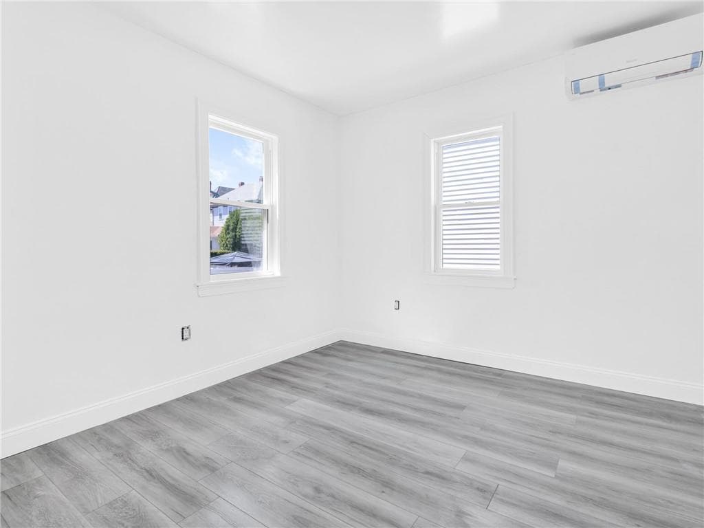 Multi Family at 6 Shafter Street, Providence, photo 15 of 19