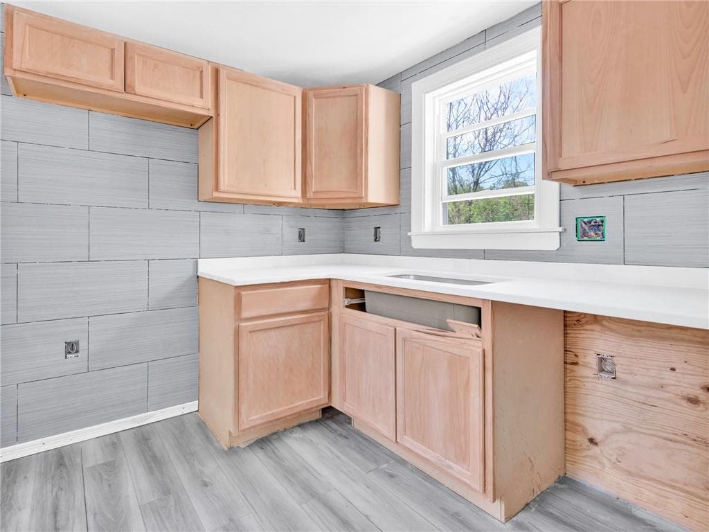 Multi Family at 6 Shafter Street, Providence, photo 8 of 19
