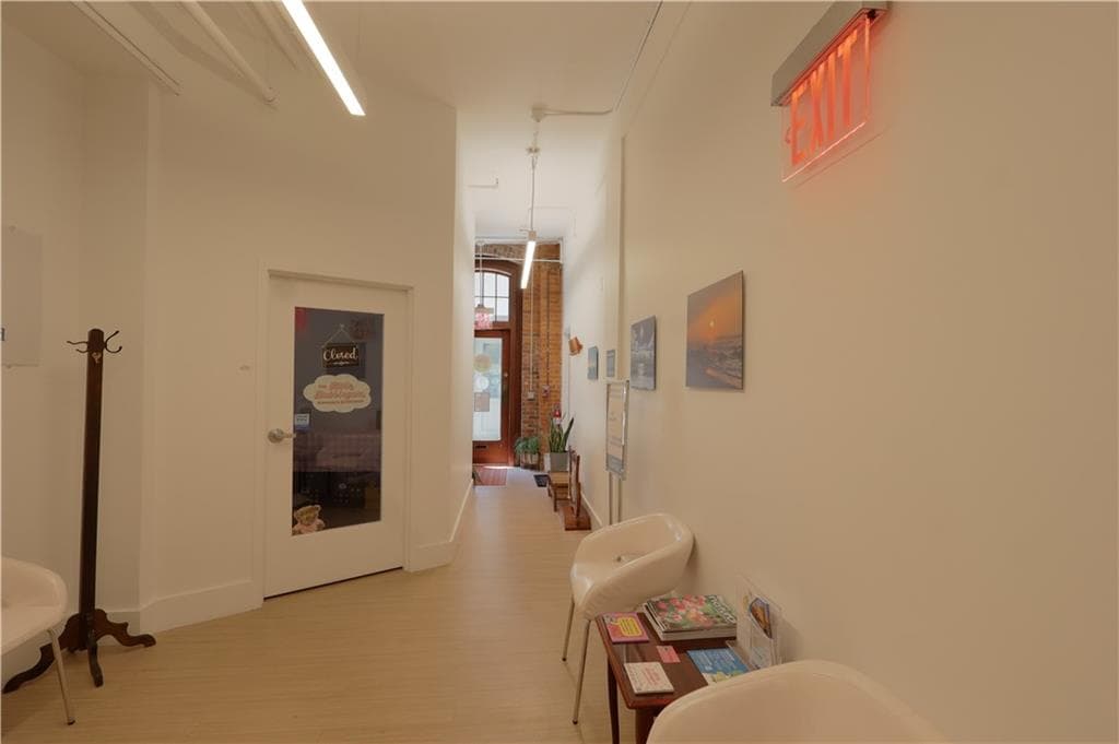 105 Wickenden Street UNIT 2 photo 5