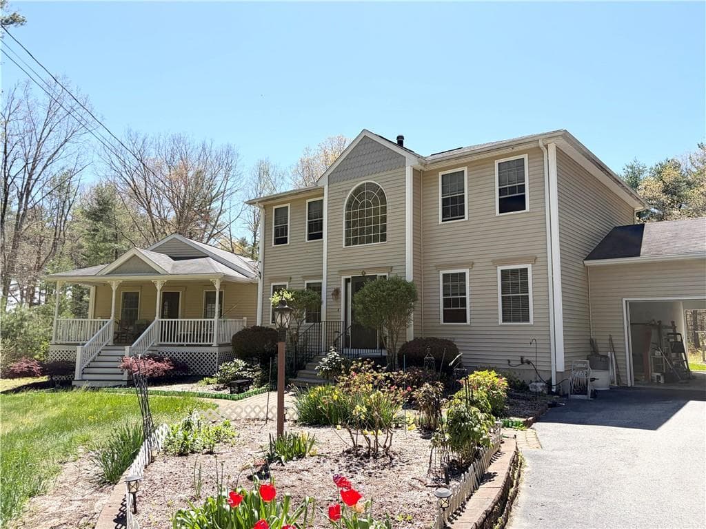 Single Family Residence at 771 Gibson Hill Road, Coventry, photo 2 of 31