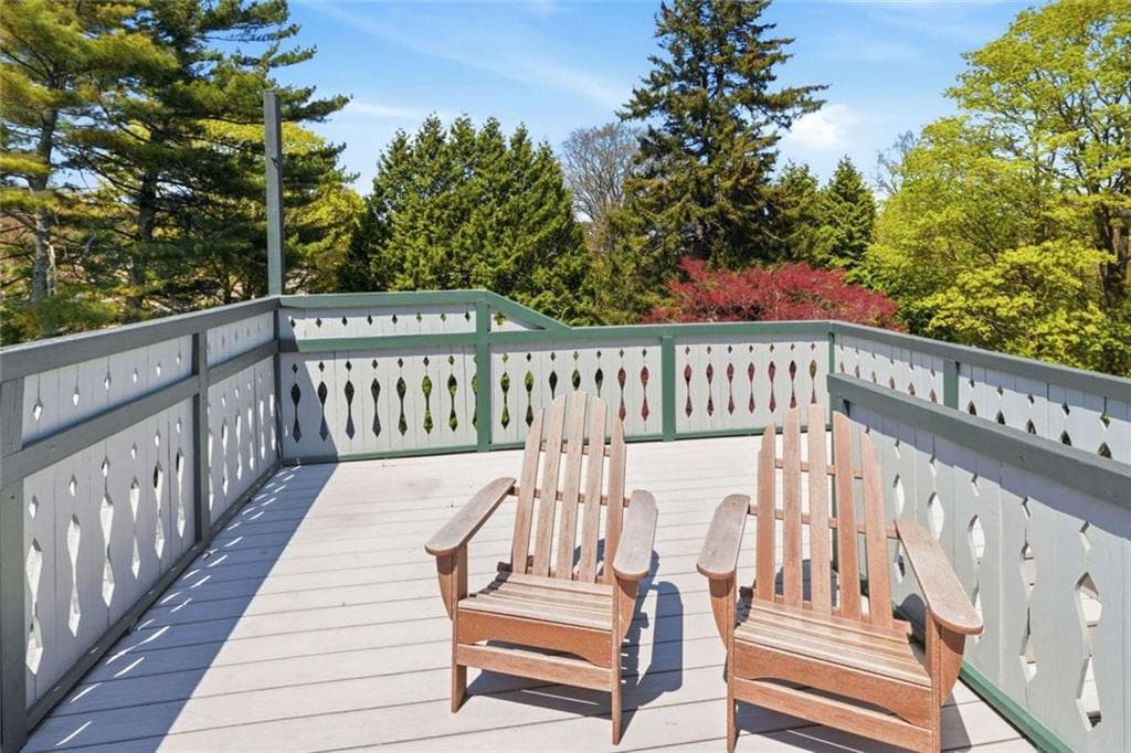 Condominium at 6 Howe Avenue UNIT 8, Newport, photo 16 of 20