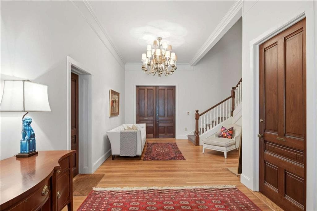 Condominium at 6 Howe Avenue UNIT 8, Newport, photo 5 of 20