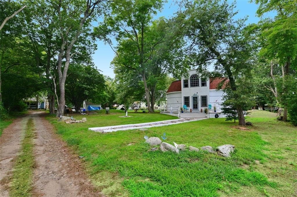 Single Family Residence at 0 Bayberry Road, Portsmouth, photo 12 of 50