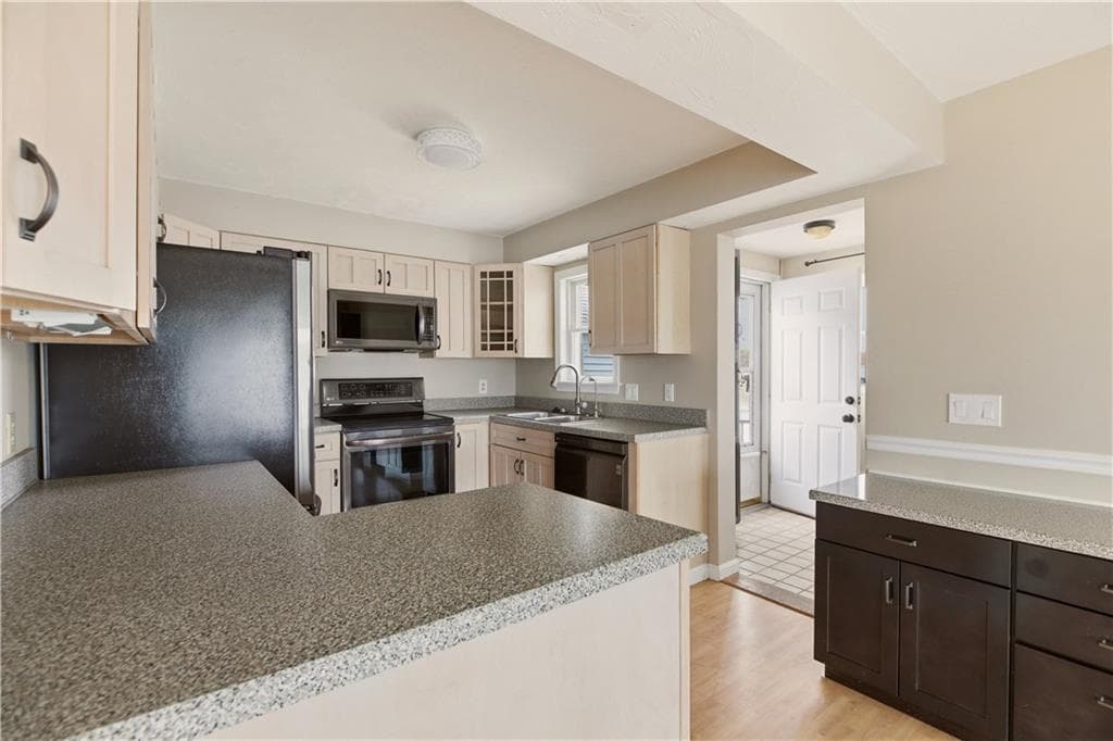 507 County Road photo 25