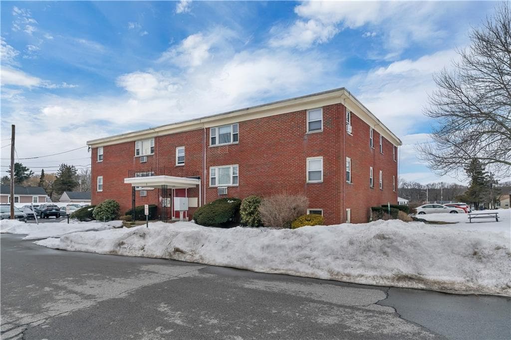 5 GARIBALDI Street UNIT 33 photo 14