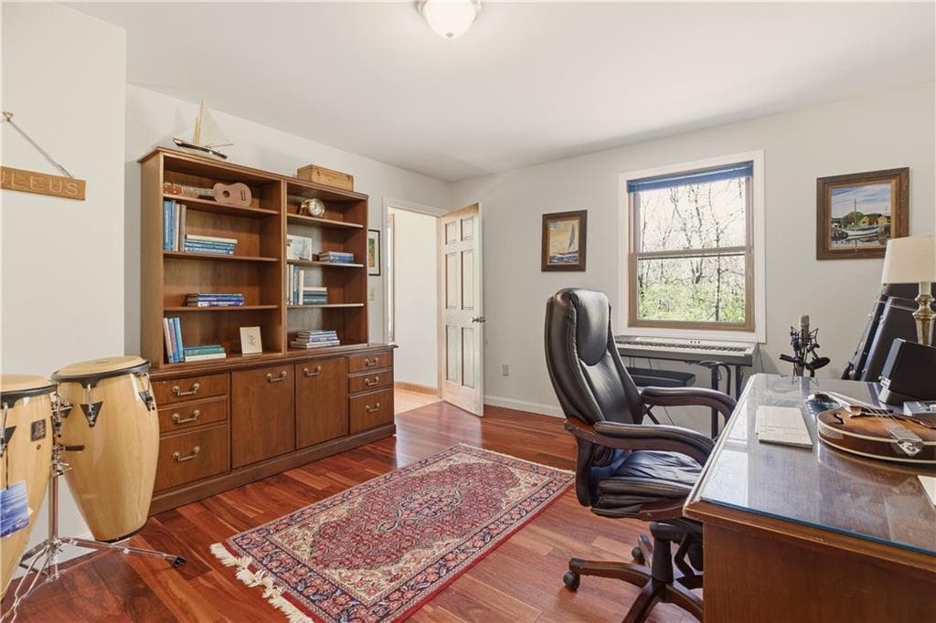Single Family Residence at 81 Seapowet Avenue, Tiverton, photo 20 of 49