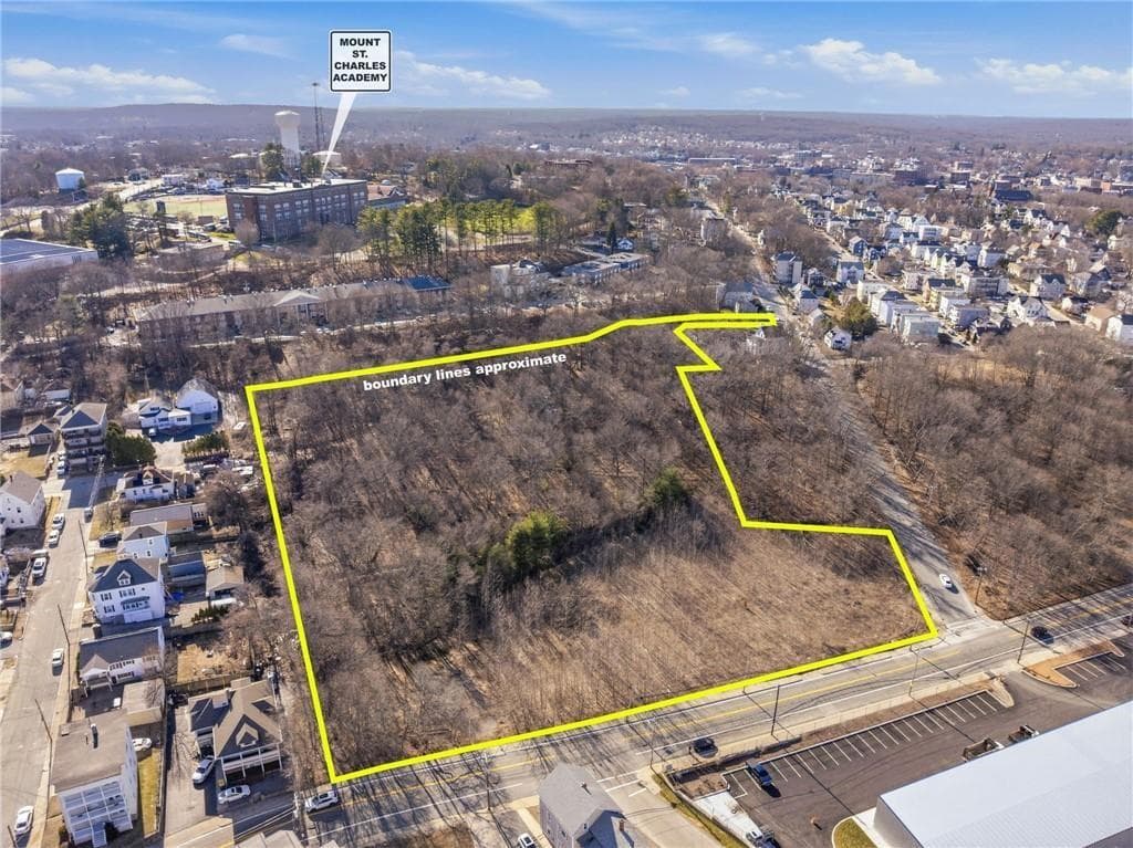 413 Manville Road photo 2