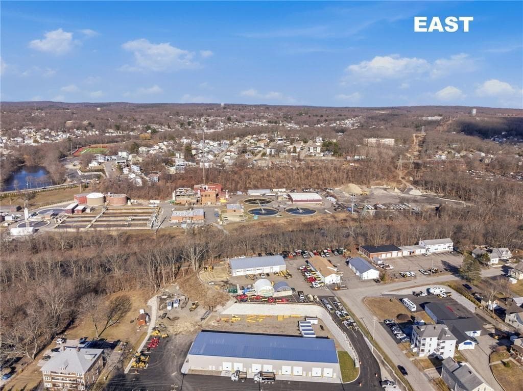 413 Manville Road photo 33