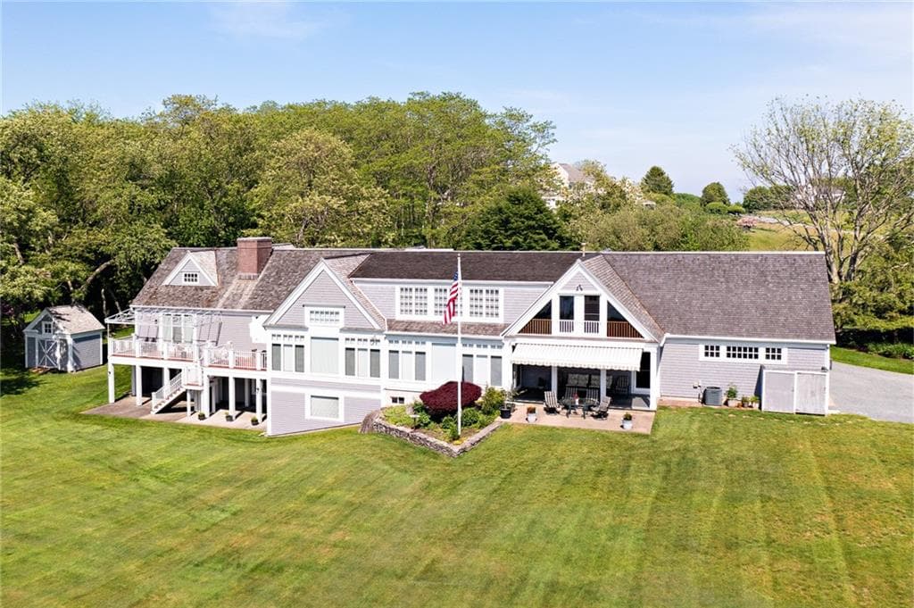 Single Family Residence at 29 Reliance Drive, Bristol, photo 9 of 49