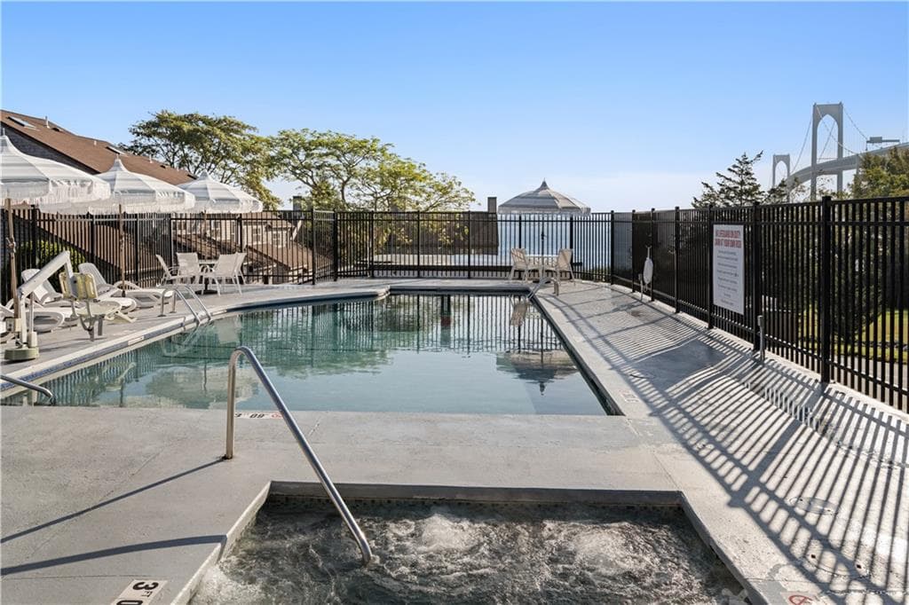 Condominium at 150 Bay View Drive UNIT 13, Jamestown, photo 16 of 21