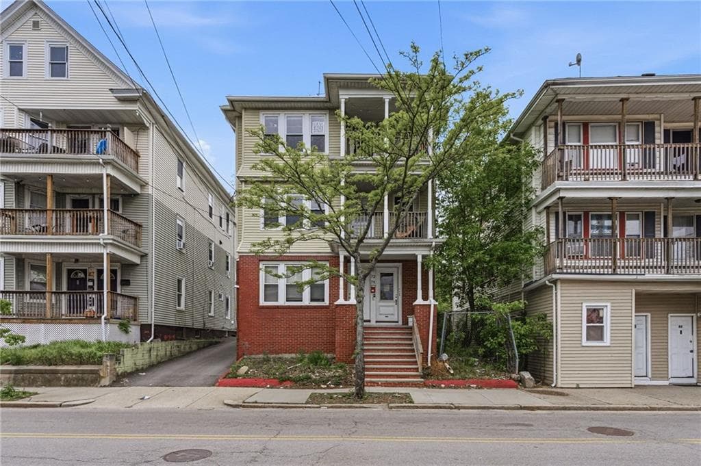 72 Academy Avenue