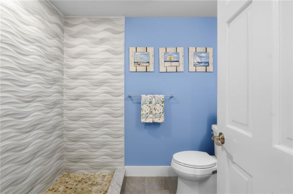 219 West Reach Drive photo 23