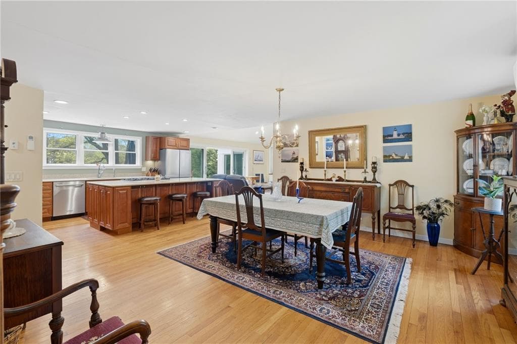 219 West Reach Drive photo 14
