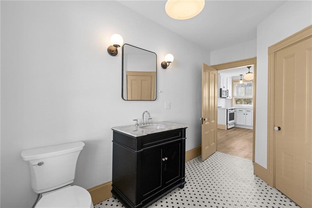 18 Barney Street UNIT 2 photo 13