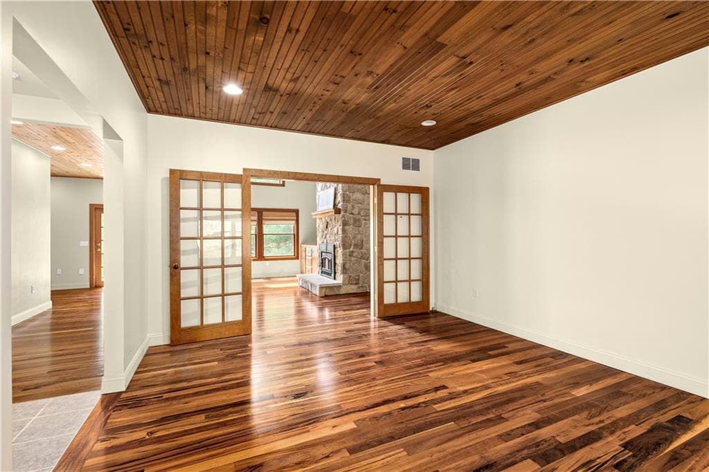 Single Family Residence at 900 South Road, East Greenwich, photo 20 of 50