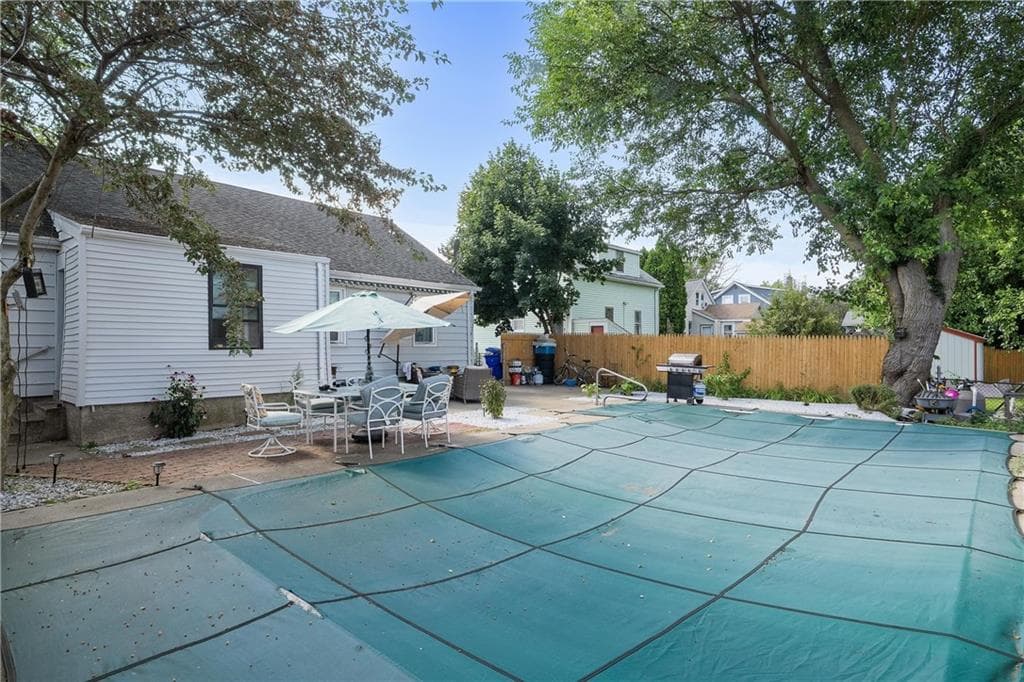 70 Brewster Street photo 13