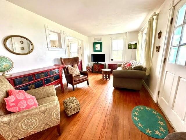 545 Center Road photo 6