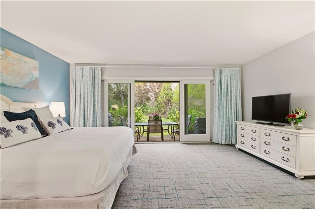 Condominium at 150 Bay View Drive UNIT 12, Jamestown, photo 10 of 27