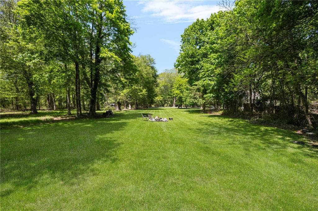 Single Family Residence at 10 Summer Street, Jamestown, photo 21 of 23
