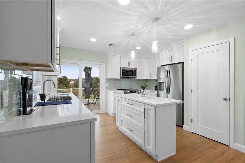 446 Atlantic Avenue photo 4