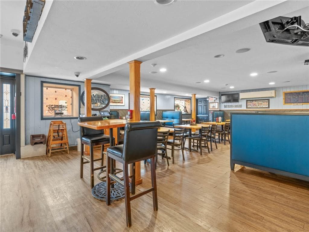 176 Columbus Avenue photo 10