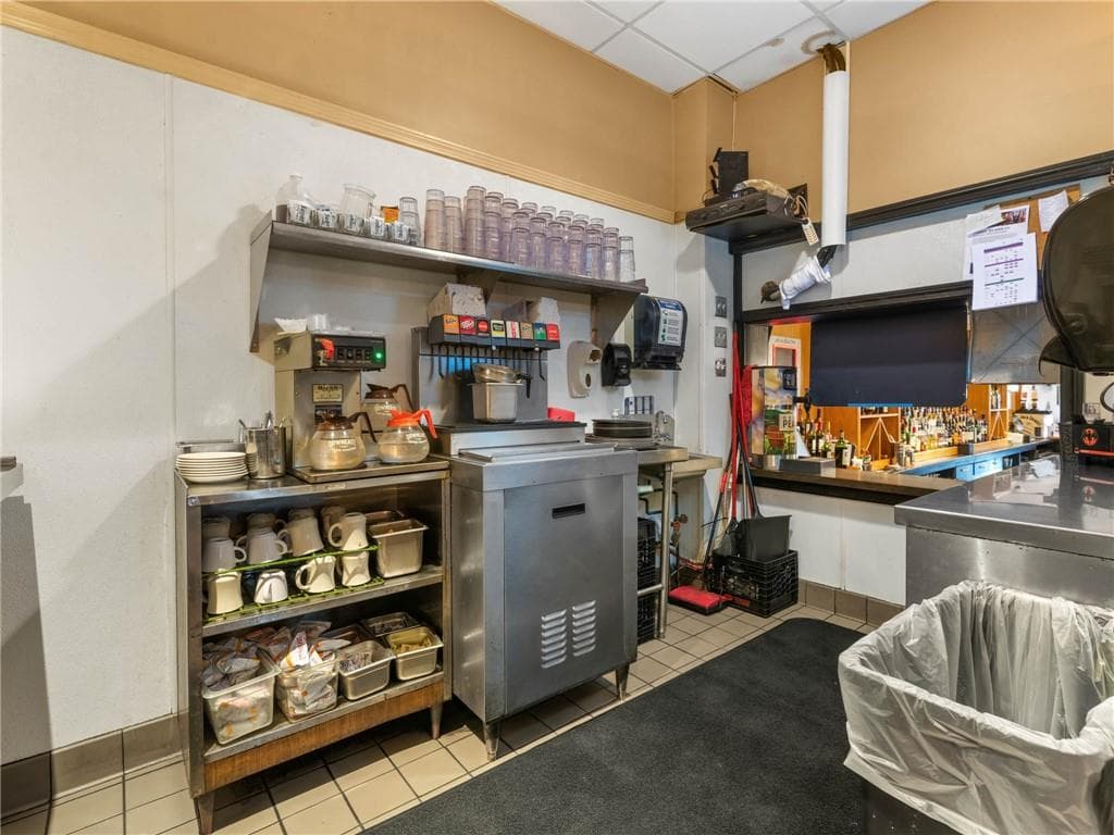 176 Columbus Avenue photo 39