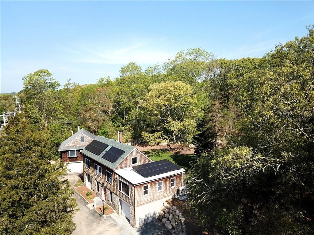Single Family Residence at 2185 Post Road, South Kingstown, photo 35 of 37