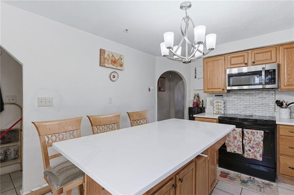 Single Family Residence at 4 Rosemont Avenue, Johnston, photo 4 of 37