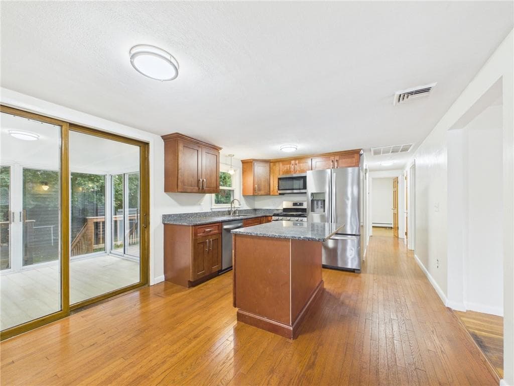 Single Family Residence at 90 Jacksonia Drive, North Providence, photo 5 of 21