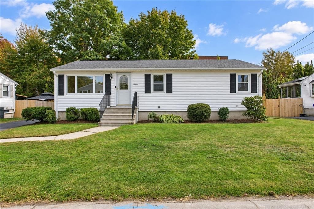 Single Family Residence at 90 Jacksonia Drive, North Providence, photo 21 of 21