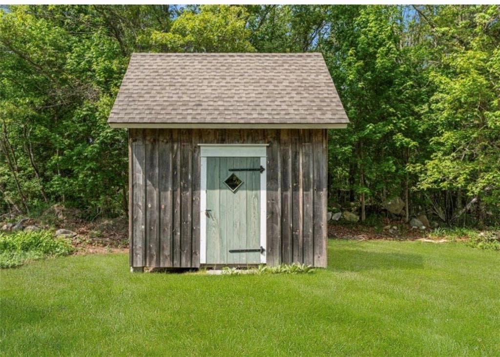 250 264 Ide Road photo 19