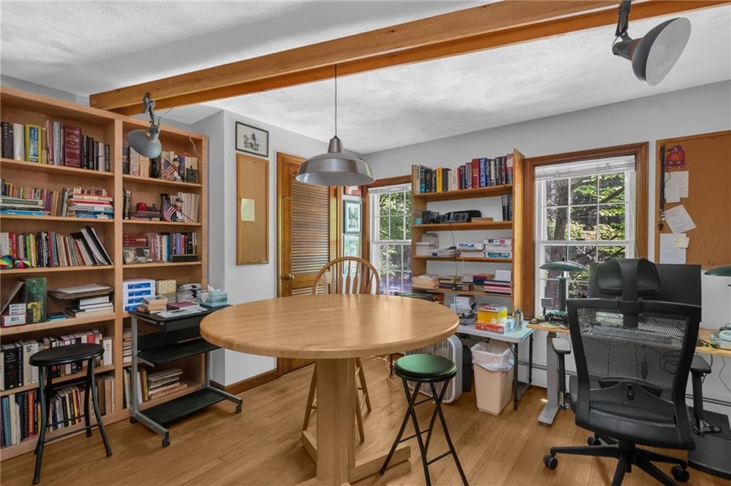 12 Howard Road photo 32
