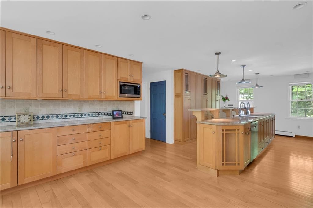 12 Howard Road photo 9