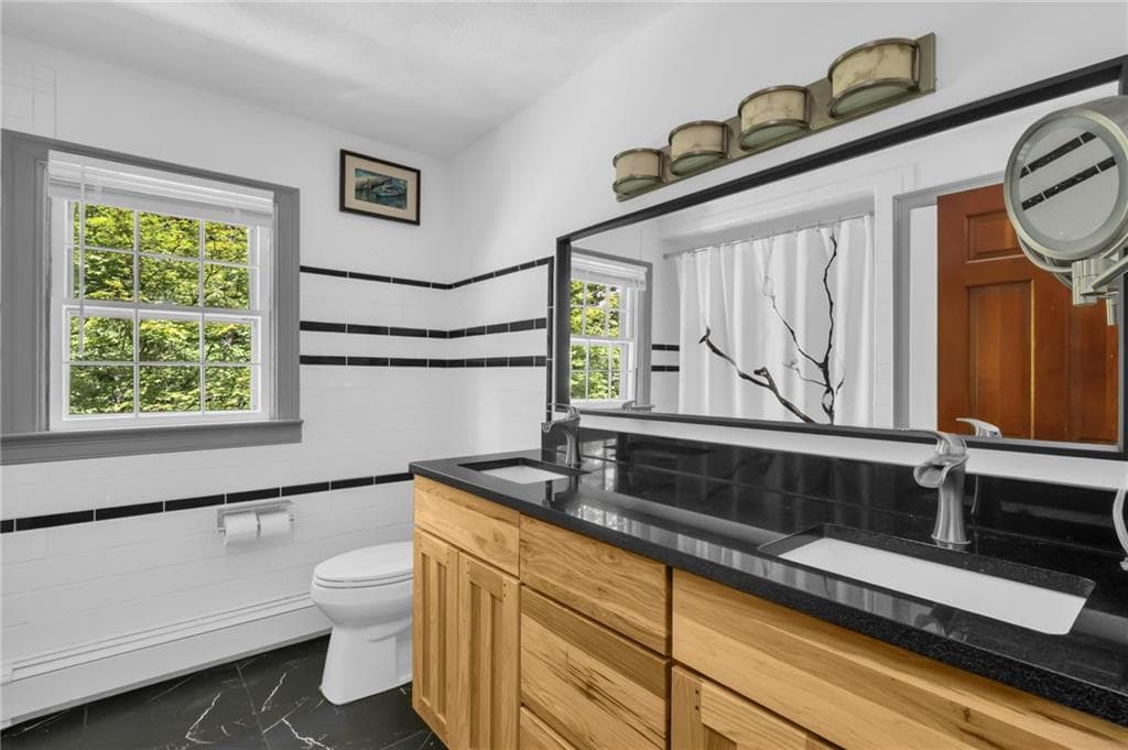 12 Howard Road photo 29
