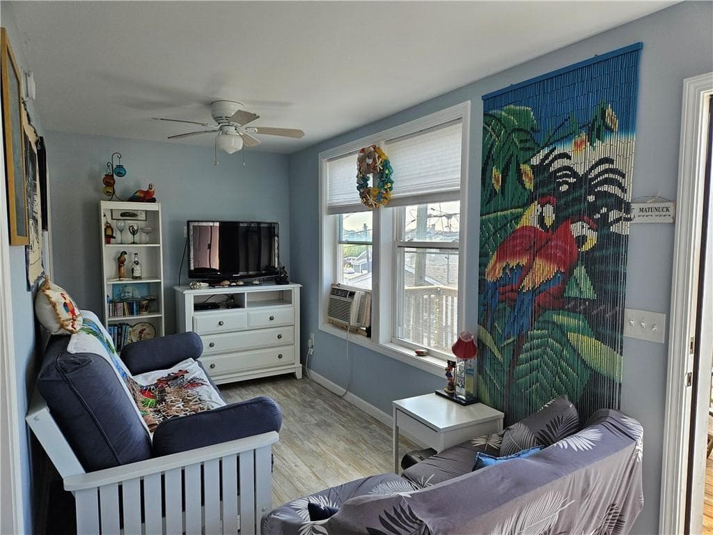 854 L30 Matunuck Beach Road photo 7