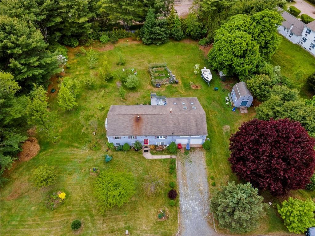 57 SHEILA Drive photo 37