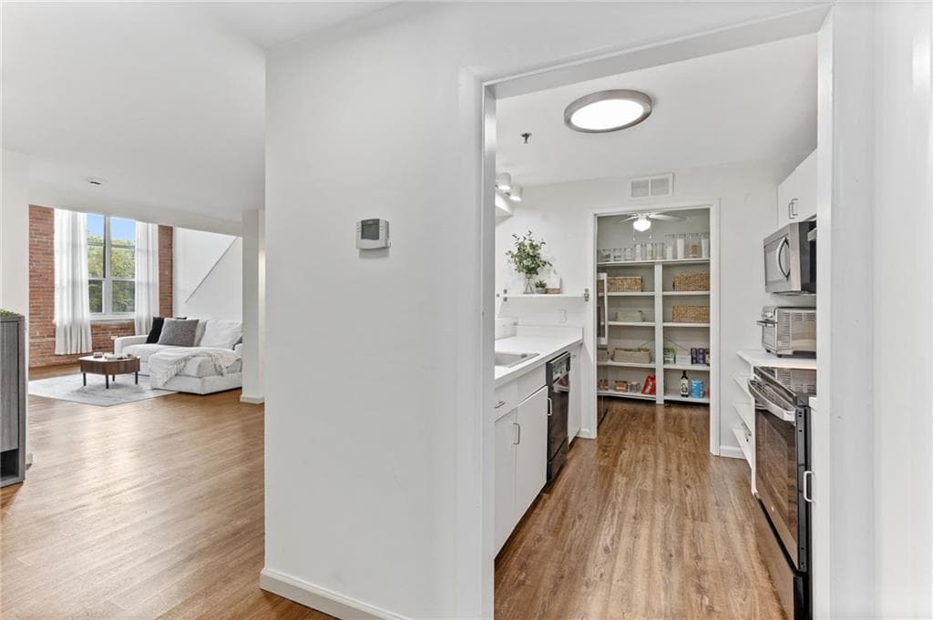 Condominium at 494 Woonasquatucket Avenue UNIT 416, North Providence, photo 13 of 43