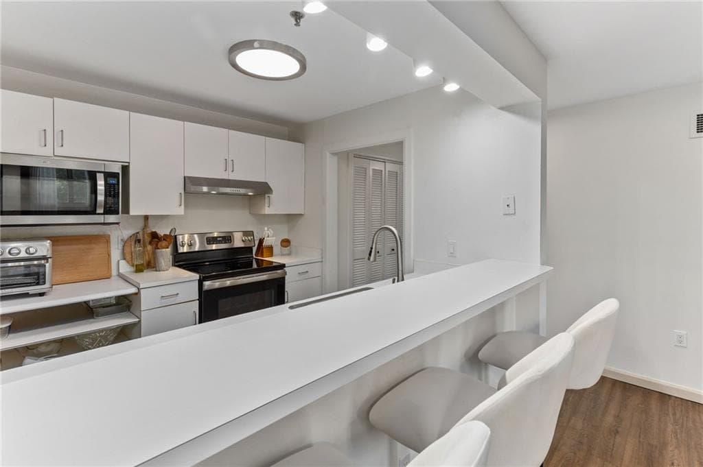 Condominium at 494 Woonasquatucket Avenue UNIT 416, North Providence, photo 30 of 43
