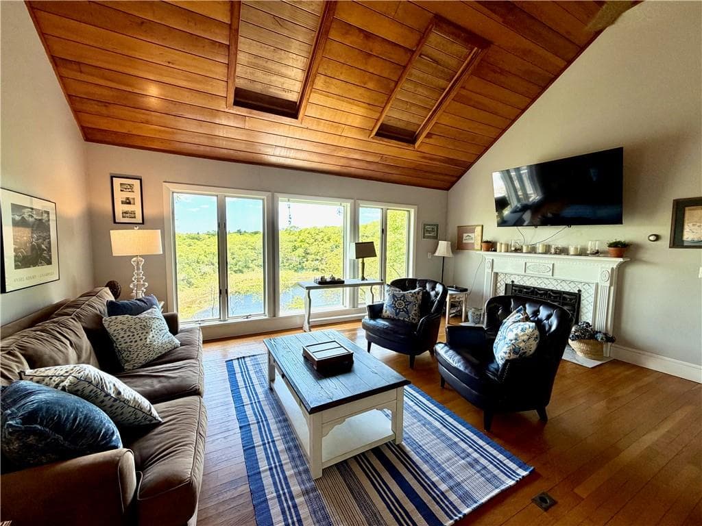 1222 Cooneymus Road photo 8