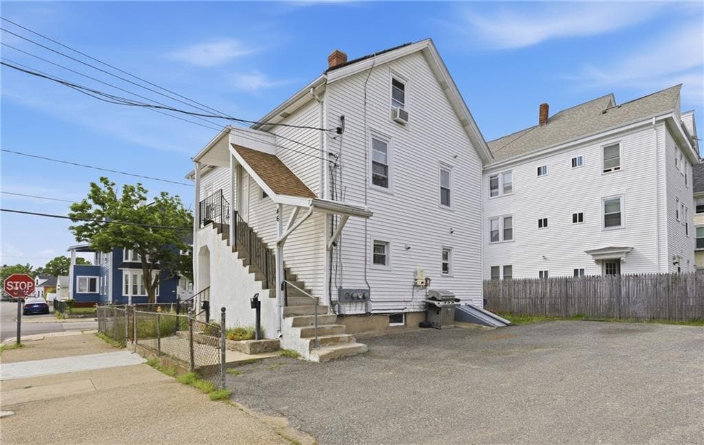 Multi Family at 46 Lilac Street, Pawtucket, photo 23 of 27