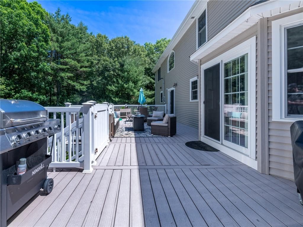 5 WEYMOUTH Lane photo 38