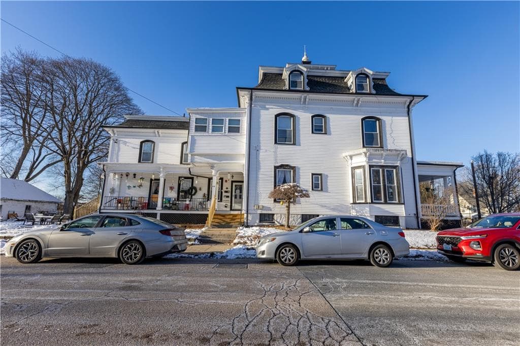 Multi Family at 274 Harris Avenue, Woonsocket, photo 4 of 43