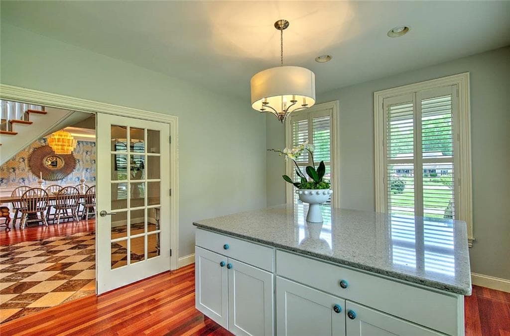 357 CONGDON Drive photo 17