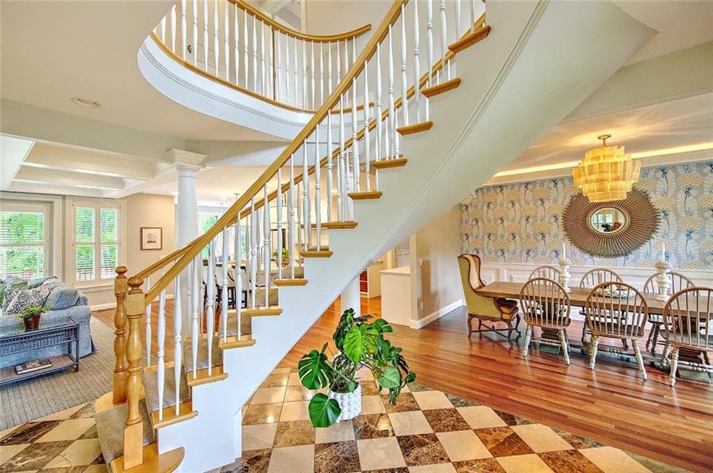357 CONGDON Drive photo 5