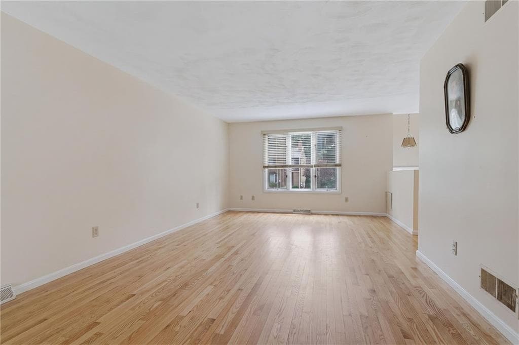 Condominium at 9 Tamarac Drive UNIT D, Smithfield, photo 7 of 35
