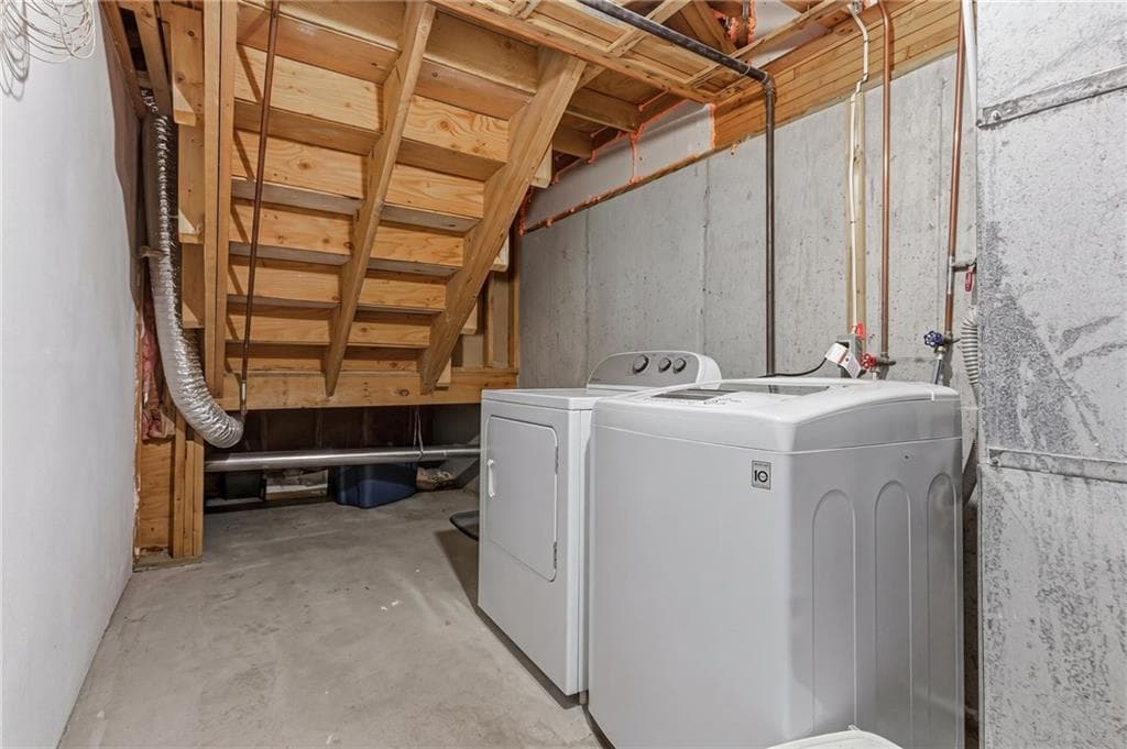 Condominium at 9 Tamarac Drive UNIT D, Smithfield, photo 18 of 35